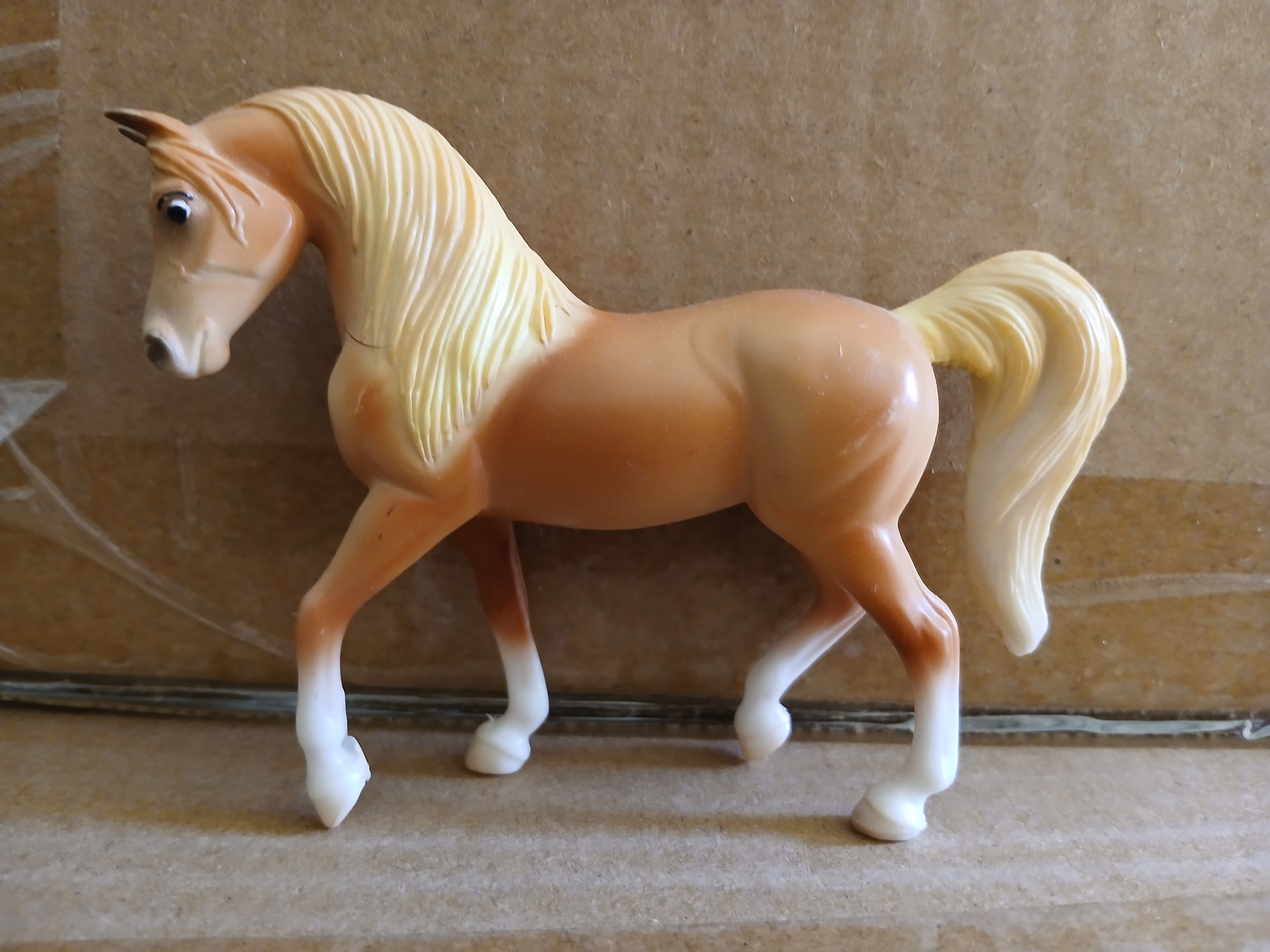 Breyer horse  stablemate retired Chica Linda