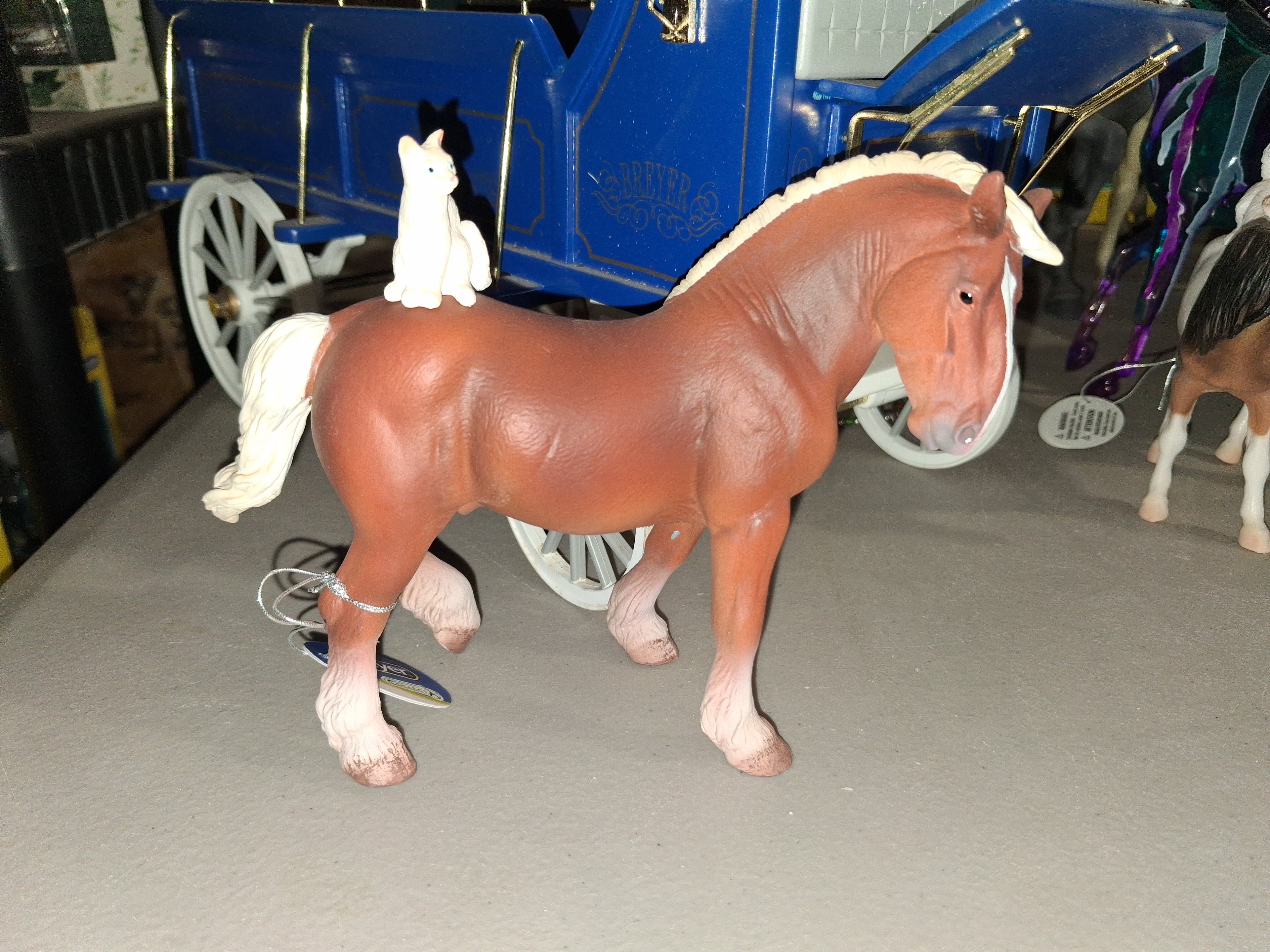 Breyer collecta horse draft cat