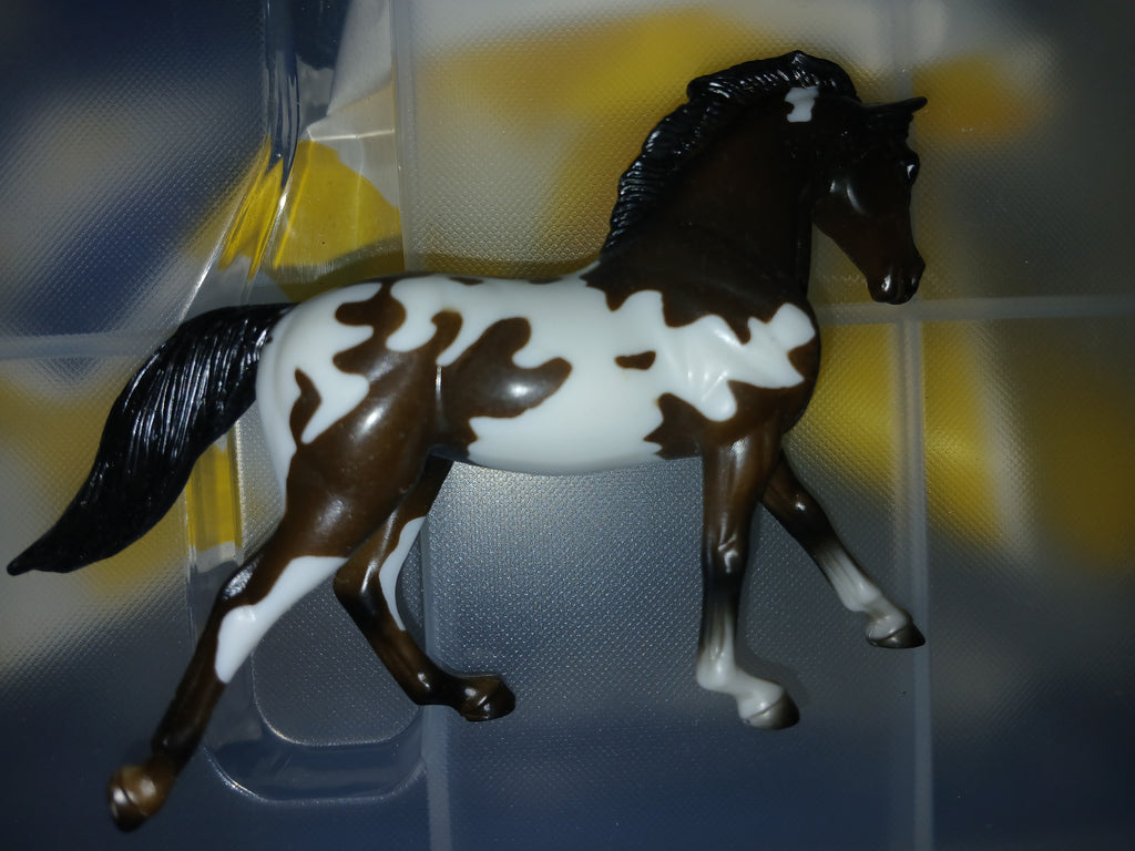 Breyer  stablemate retired paint horse