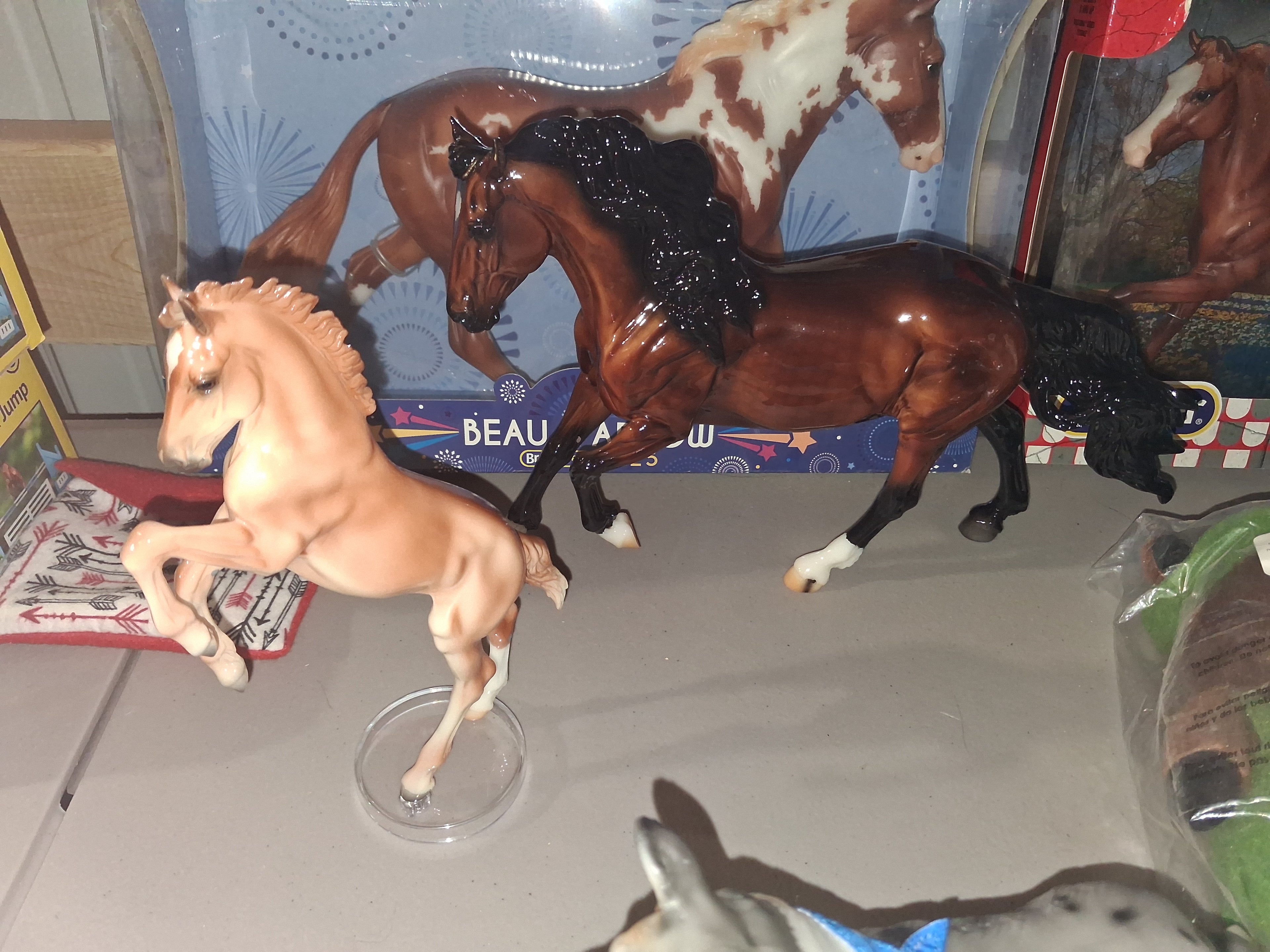 Breyer breyerfest mare foal