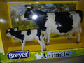 Breyer  new in box cow set